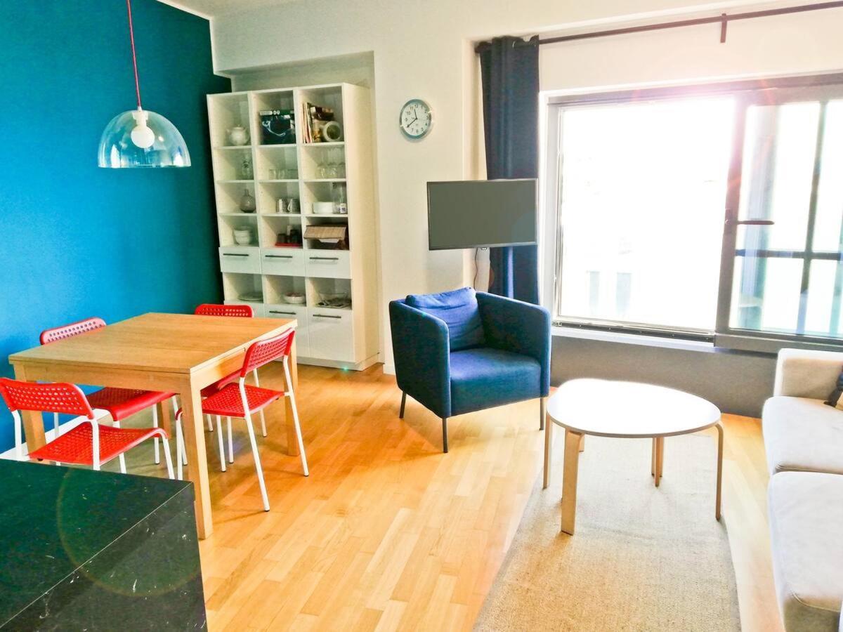 Modern & Bright Flat - 2 Min From The Sea Apartman Savona Kültér fotó