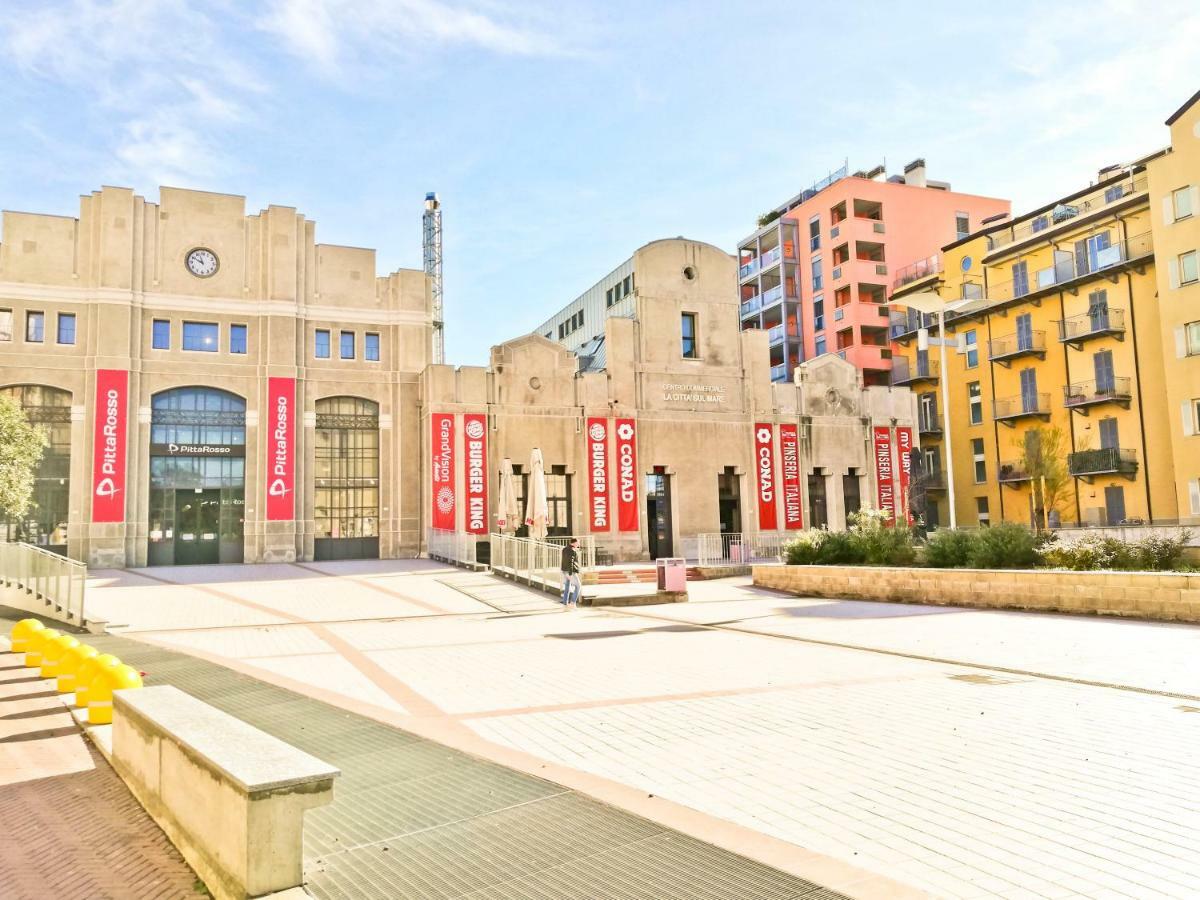 Modern & Bright Flat - 2 Min From The Sea Apartman Savona Kültér fotó